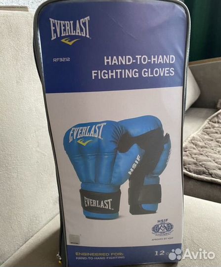 Everlast Боксерские перчатки