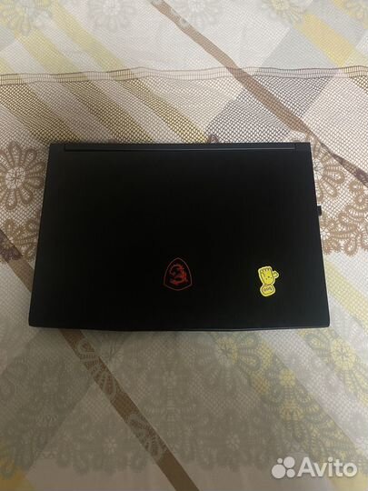 Ноутбук Игровой MSI GF63 Thin 11UC-255XRU 15.6