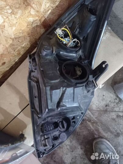 Фары ford focus 2