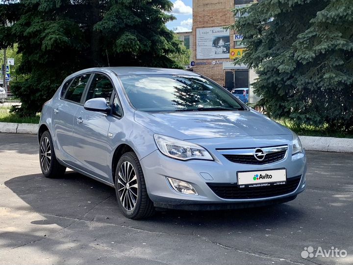 Opel Astra 1.6 AT, 2011, 131 500 км