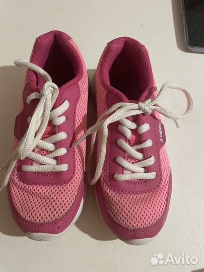 Кроссовки для девочки