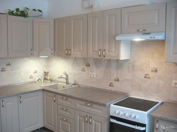 2-к. квартира, 81,9 м², 1/9 эт.