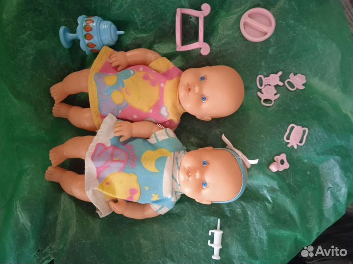 Пупсики Famosa и Мольберт детский