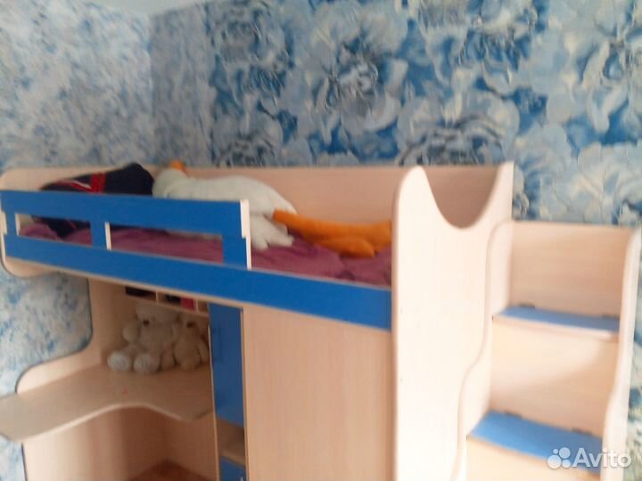 Стенка с чердаком