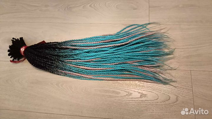 Волосы косички для вплетения