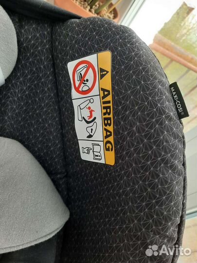 Автолюлька maxi cosi pebble на базе family fix