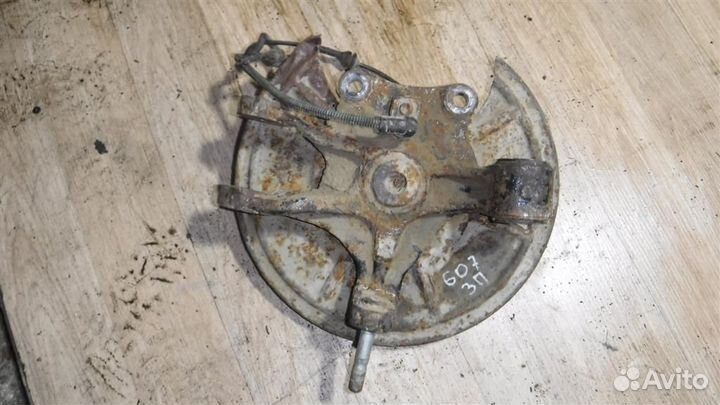 Кулак поворотный задний правый Peugeot 607 1999-2