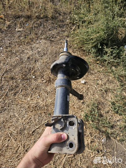 Передние стойки priora