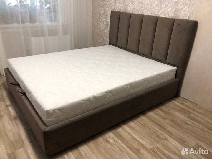 Комплекты в апартаменты кровати боксы с матрасами