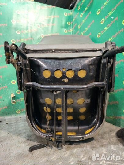 Сиденье пассажирское Volkswagen Passat B3