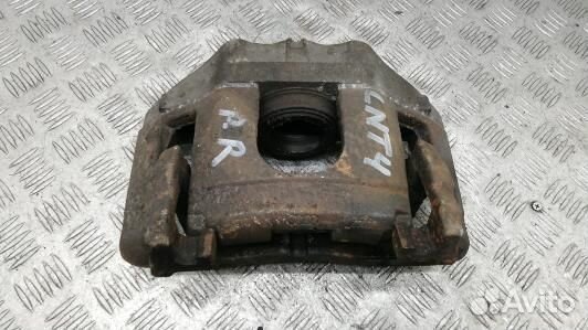 Суппорт тормозной передний правый audi A8 D3 (LNT0