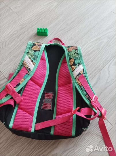 Рюкзак школьный across