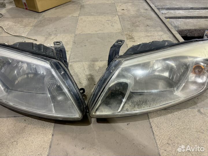 Фары на гранту