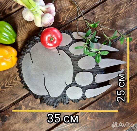 Доска под горячее Садж, казан, сковорода. Рыба