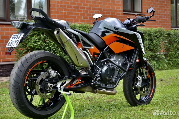 Зеркала универсальные на руль