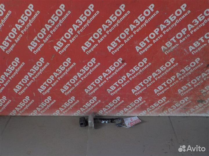 Ограничитель двери задний правый Mitsubishi Galant