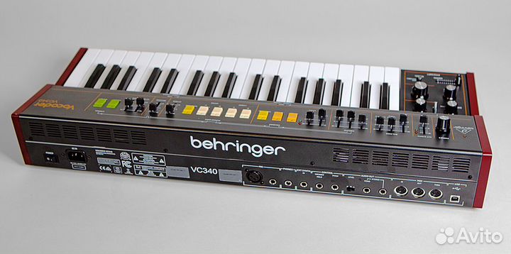 Behringer vocoder VC340 синтезатор-вокодер