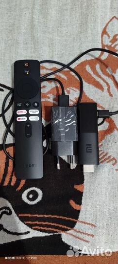 Продам тв mi stik