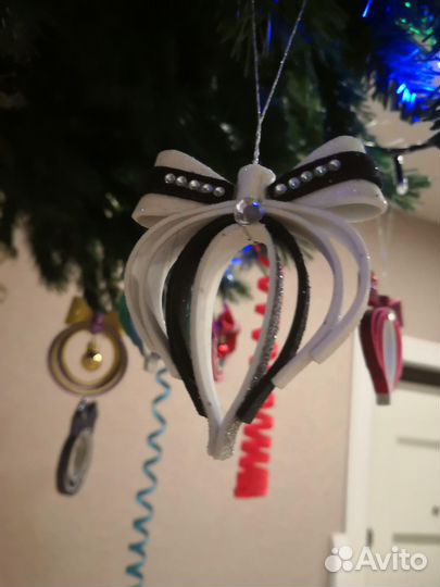 Новогодние игрушки