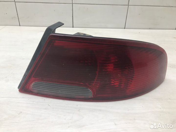 Фонарь правый Dodge Stratus 2 EDZ 2005