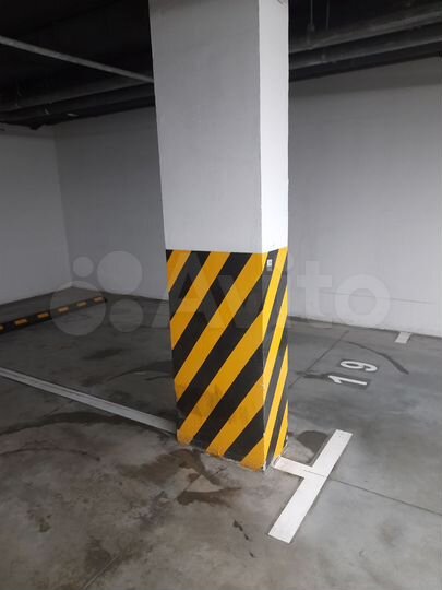 Машиноместо, 13 м²