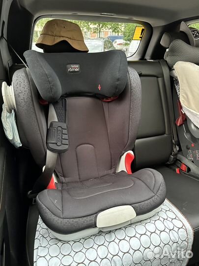 Детское автокресло britax romer kidfix 15-36 kg