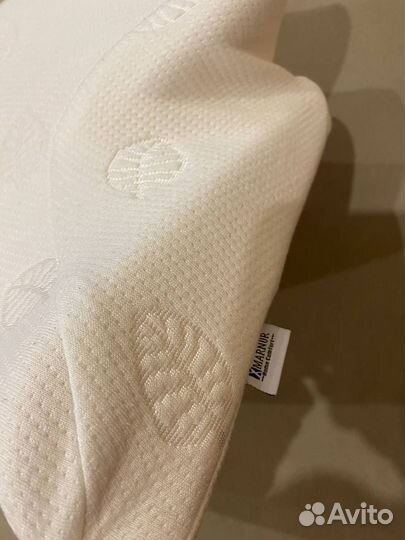 Ортопедическая подушка Memory Foam как новая