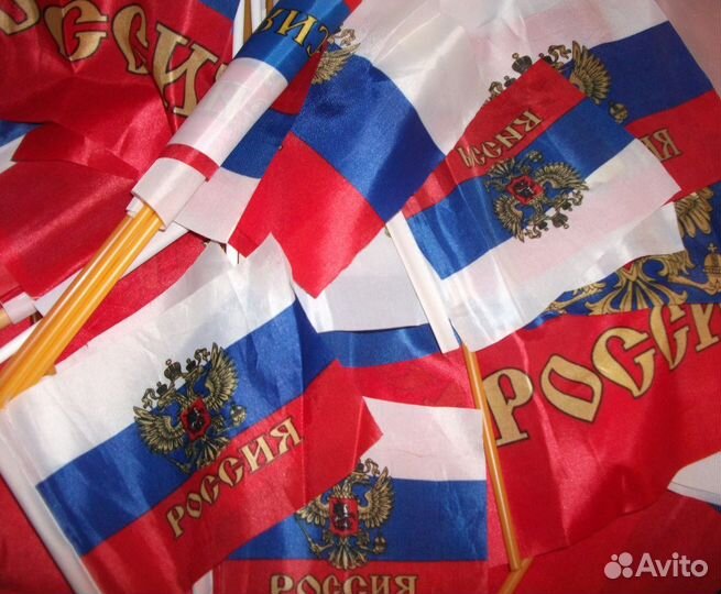 Для праздников-Пилотка.Флажки.Флаг.Галстуки нов