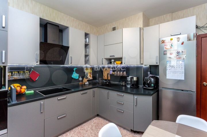 3-к. квартира, 83,3 м², 15/17 эт.