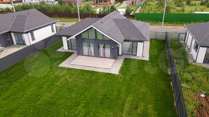 Дом 130 м² на участке 8 сот.