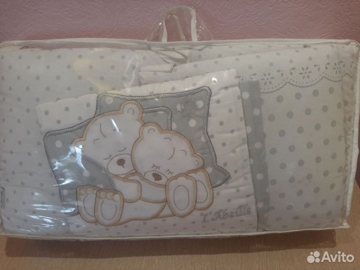Комплект в детскую кроватку