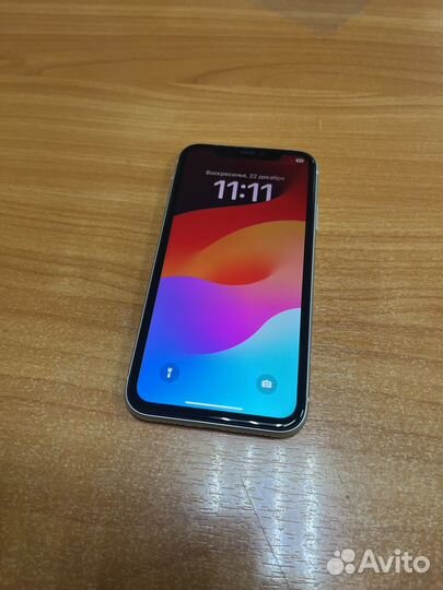 iPhone 11, 64 ГБ