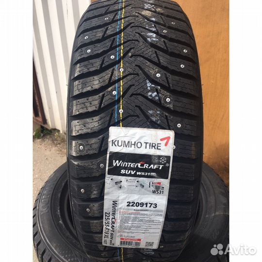 Kumho WinterCraft SUV Ice WS31 275/40 R20 106T