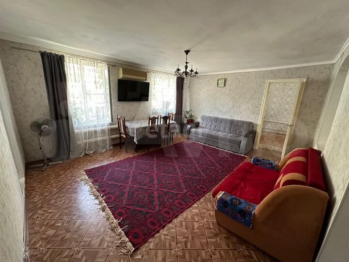 4-к. квартира, 97 м², 2/5 эт.