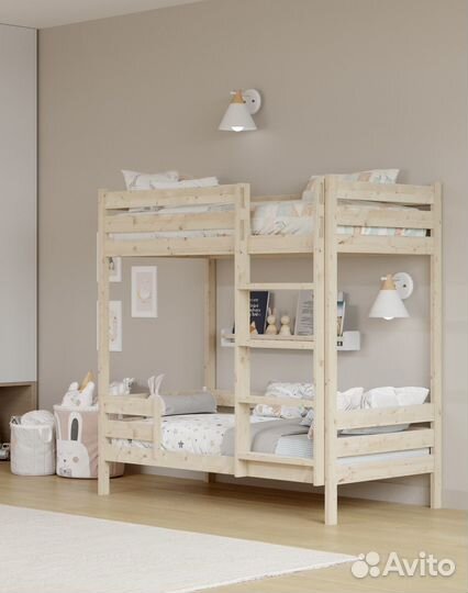 Двухъярусная кровать с матрасами