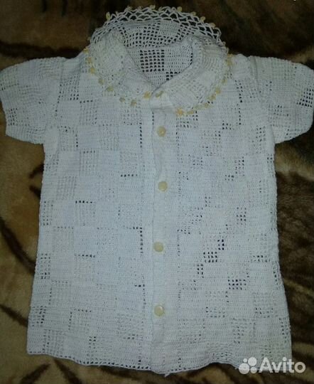 Кофта детская вязаная крючком