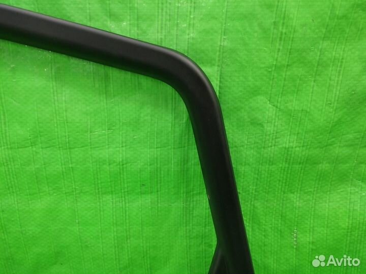 Накладка рамки двери прав. зад. Audi Q5