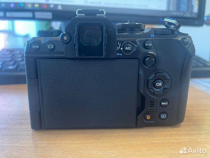 Цифровая фотокамера Olympus