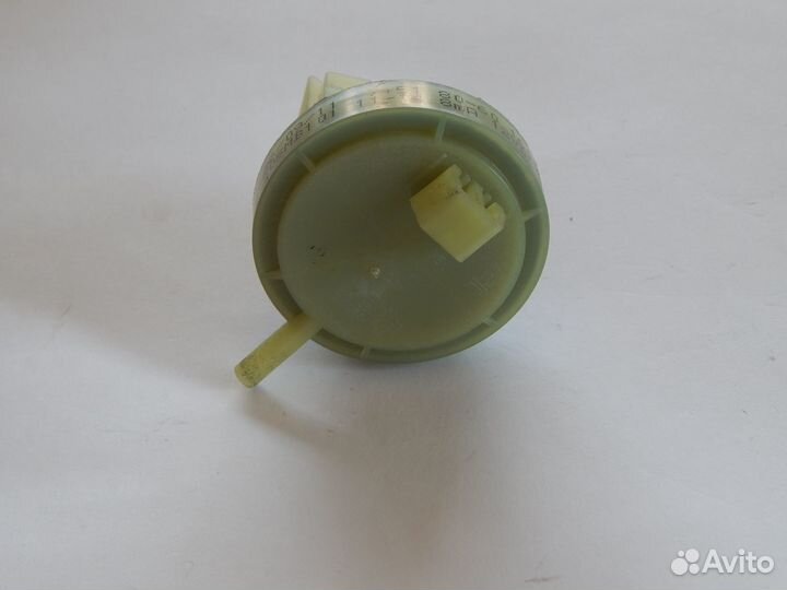 Датчик уровня воды пмм Indesit C00272302