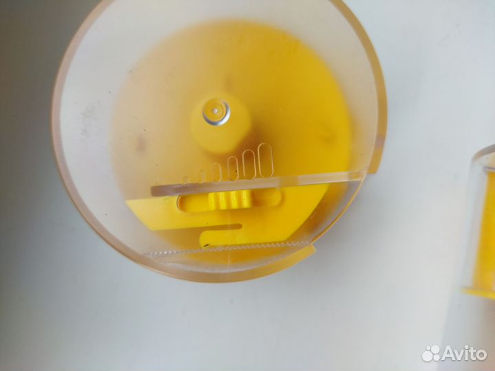 Кормушка для рыб автоматическая