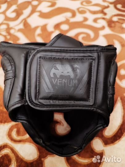 Чёрный шлем