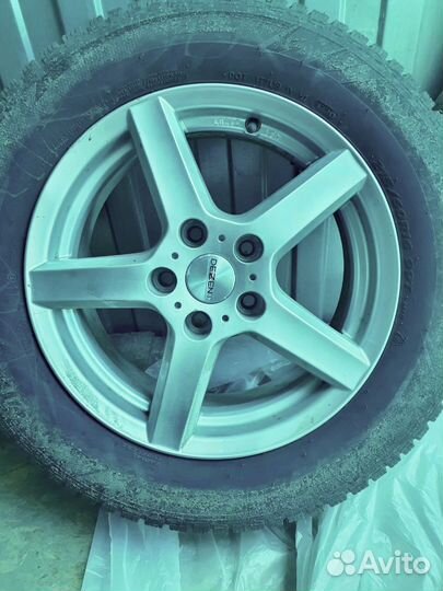 Nexen Winguard Spike WS62 225/60 R17 103T