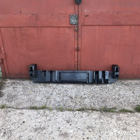 Усилитель заднего бампера Jeep Cherokee KJ