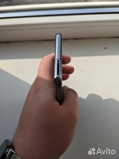 Samsung Galaxy S10+, 8/128 ГБ