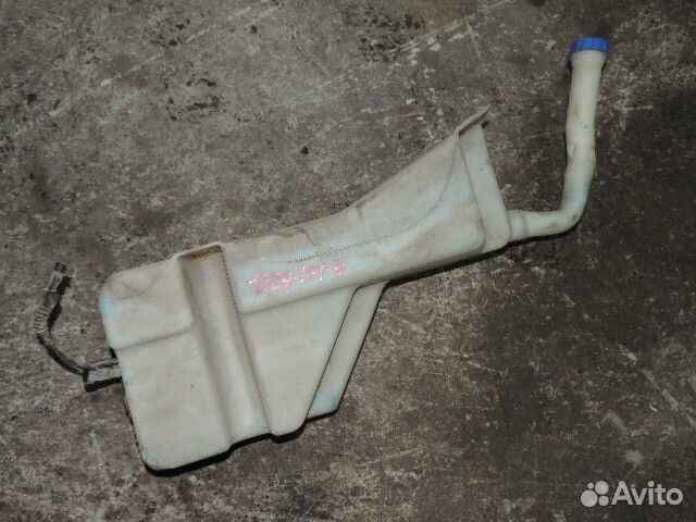 Бачок омывателя Iveco 504072999