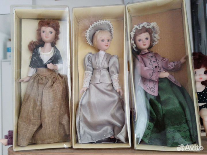 Кукла фарфоровая коллекционная