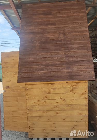 Дачный туалет деревянный