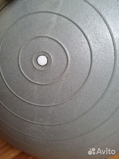 Гимнастический мяч фитбол