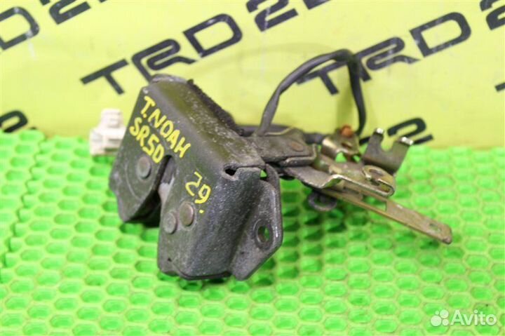 Замок багажника Toyota Town Ace Noah SR40 3S-FE