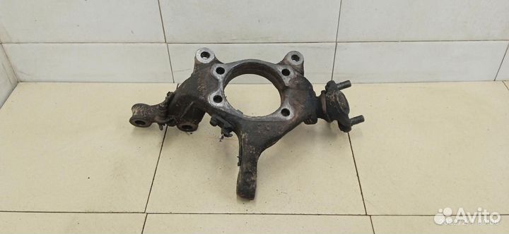 Кулак поворотный передний правый Corolla E15 2006